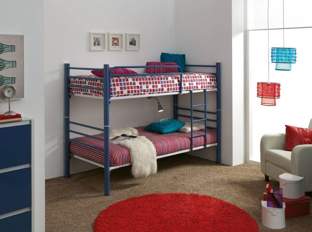 Двухъярусные металлические кровати для детей
