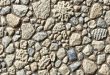 Каменный ковер: как из мелкой гальки и смолы рождается долговечный пол
