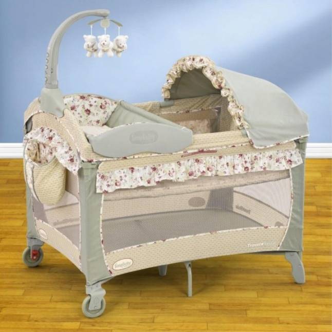 Кроватка манеж для новорожденного