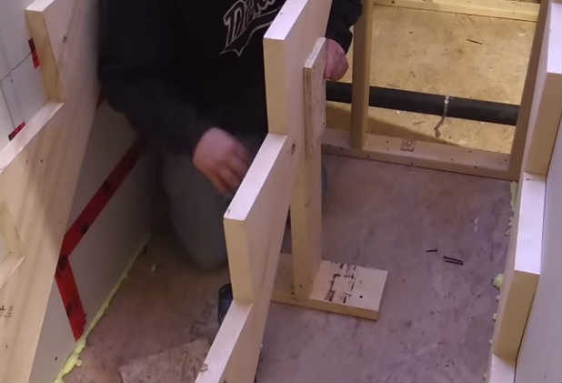 Пошаговая инструкция по строительству лестницы на второй этаж дачного домика