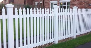 Заборы из евроштакетника: практично, аккуратно и с характером